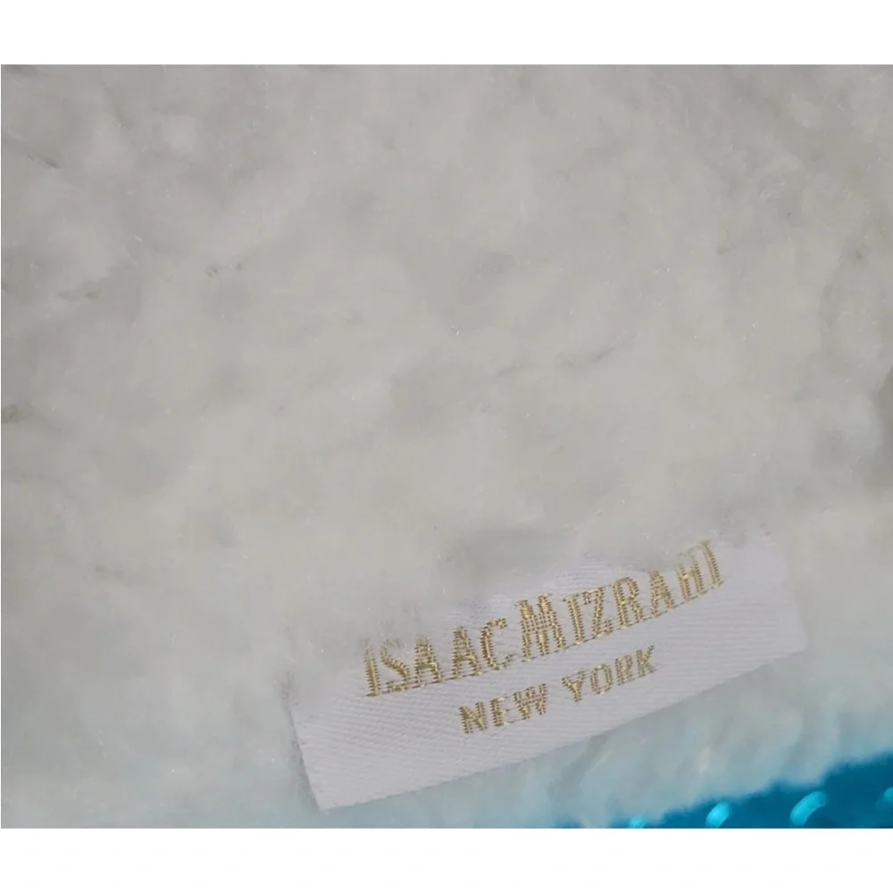 Isaac Mizrahi fluffy white